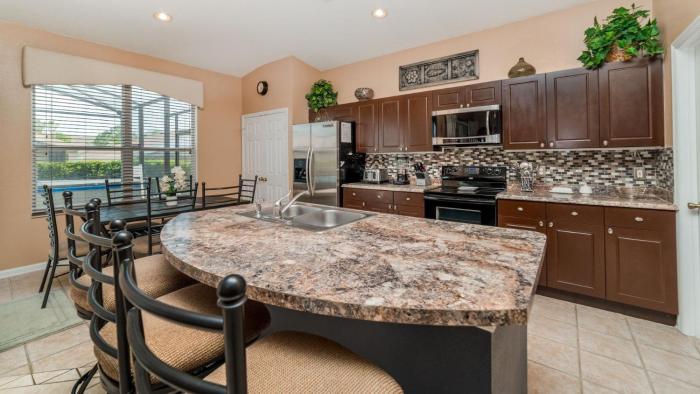 Windsor Palms Resort 4 Bedroom Home With Game Room 0843