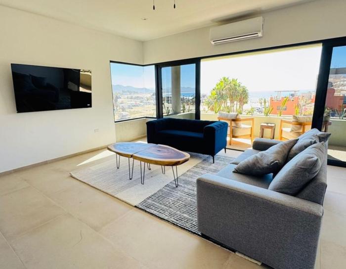 Los Cerritos Oceanview at The Point,8