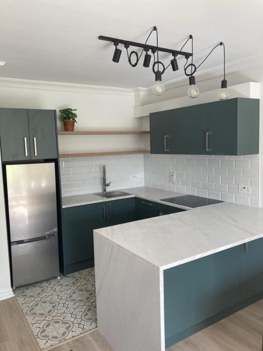 Luxury By The Coast- sleeps 4