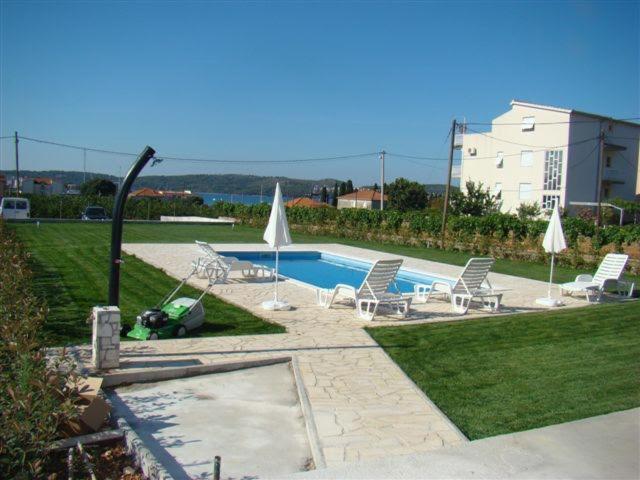 Apartments Teo Trogir-Seget