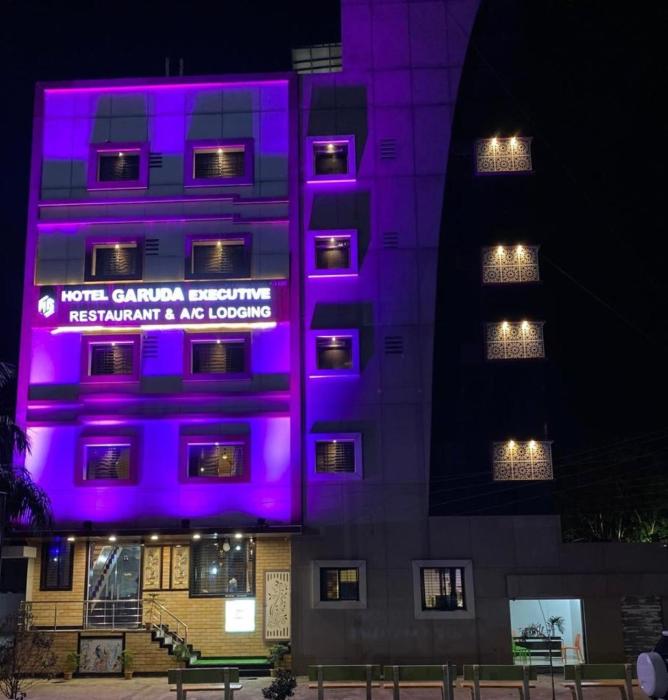 Hotel Garuda Executive Latur