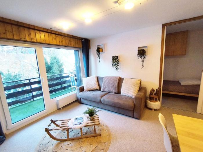 Chalet Alpin, central et parking
