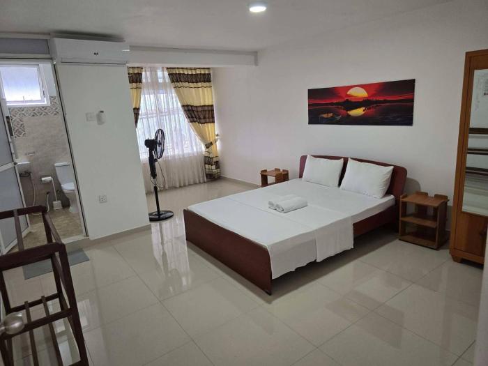 Kandy Panoramic MPM Deluxe suit Airconditioned-4B1