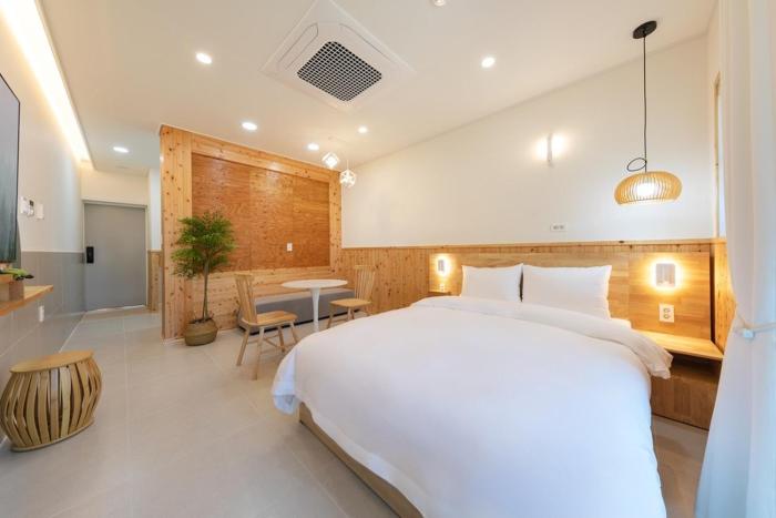 Gangneung Stay Gyeongpo 55