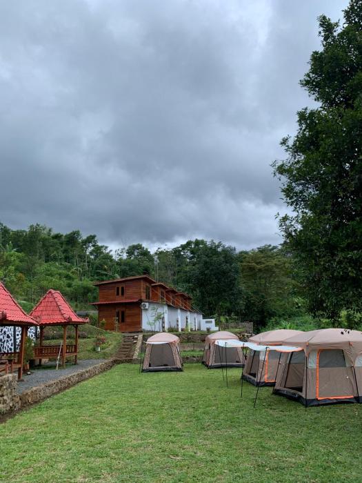 Dewi Camp - The Valley House Ci Dwi Resort