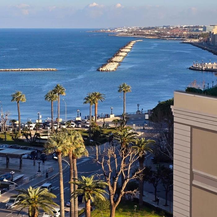 Tra il Borgo Antico e il Mare