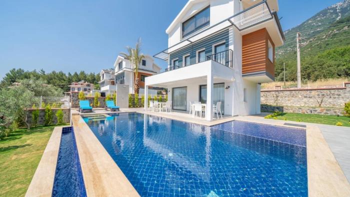 Oludeniz 3 Bedroom Villa - 5115