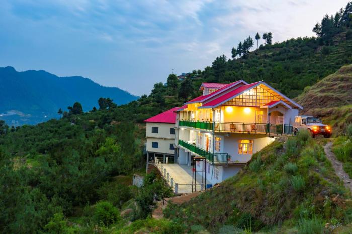 Zostel Homes Kotkhai, Shimla