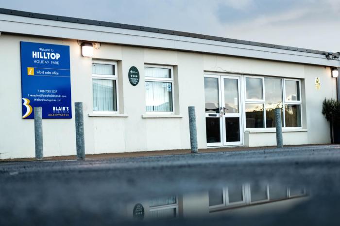 Hilltop Holiday Park