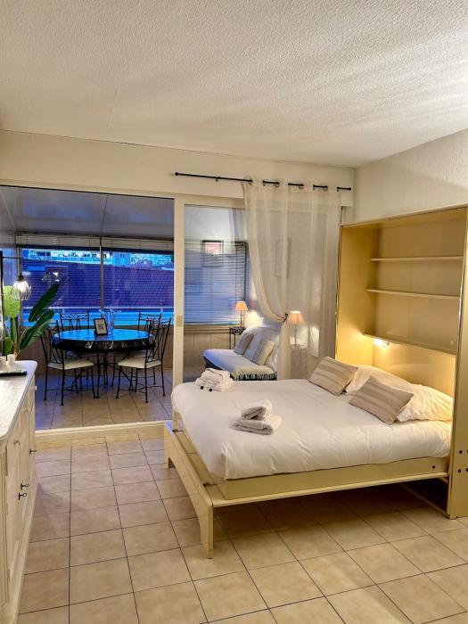 Cosy studio near La Croisette and the beach