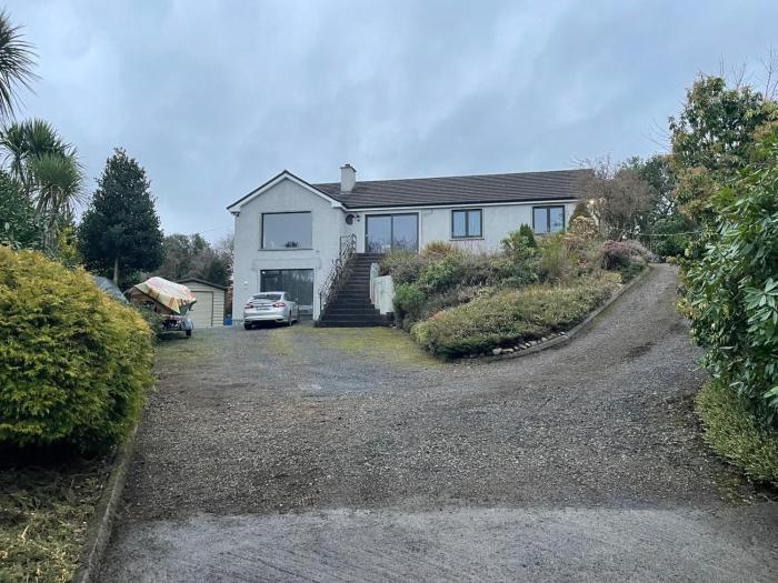 Lakeside Apartment Retreat in Oughterard Connemara