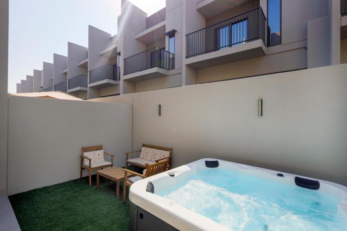 Mag Eye Townhouse - 2BR & M Room Townhouse - Allsopp & Allsopp