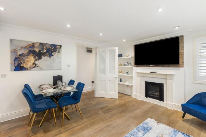 Stylish 2 Bedroom flat in Prime London Location up to 5 Guests