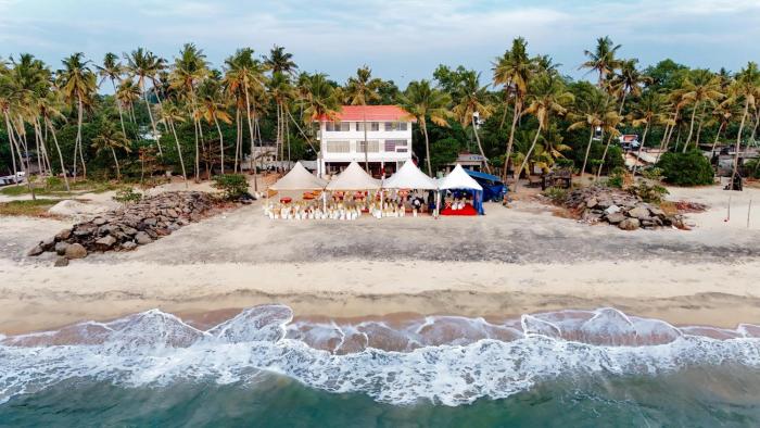 Waves n Winds Alleppey