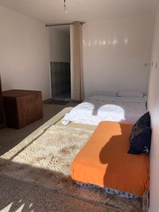 Comfy double Room 5-minute walk from the beach
