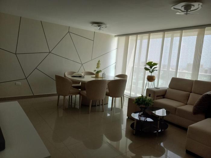 Luxury Apto in Los Alpes