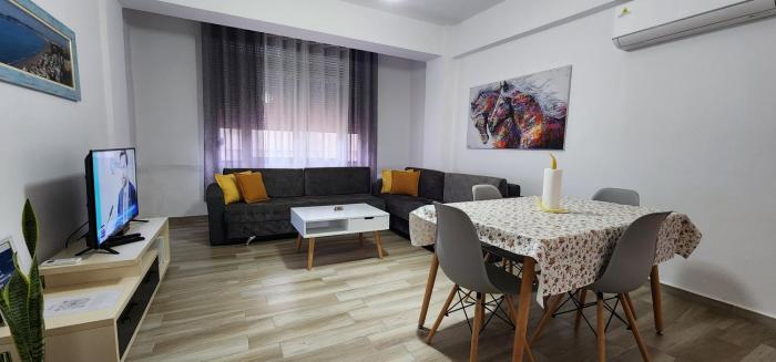 Old Town boulevard apartment in city center