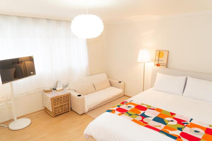 Super Cozy AREX line Gongdeok Station 3min Dohwastay