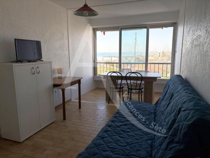 Studio avec parking et vue mer
