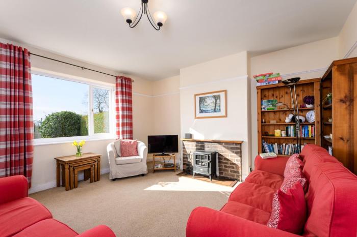 Cosy country cottage, nearby beaches attractions A55