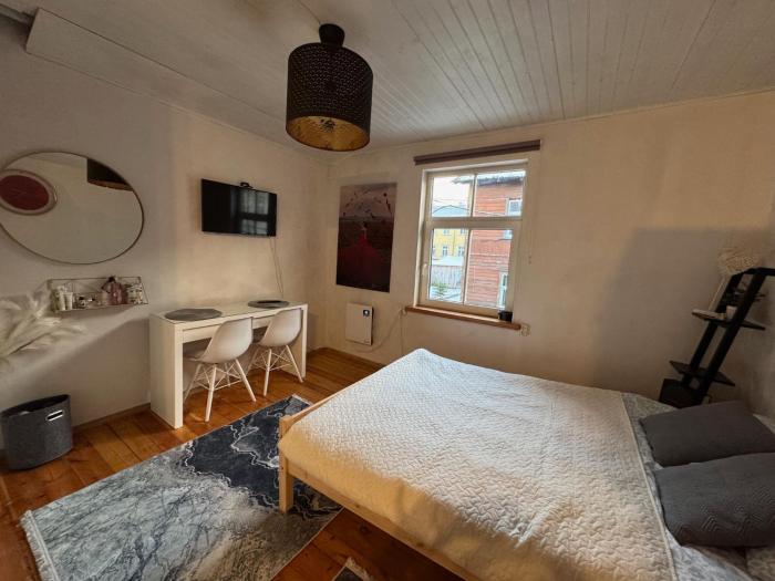 Freshly renovated bathroom! Luna budget cozy studio apartment Tallinn Juhkentali 42 near city centre airport next to the Bus station