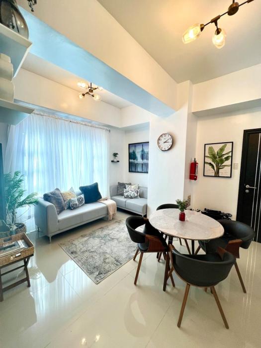 jovis Condo one pavilion place