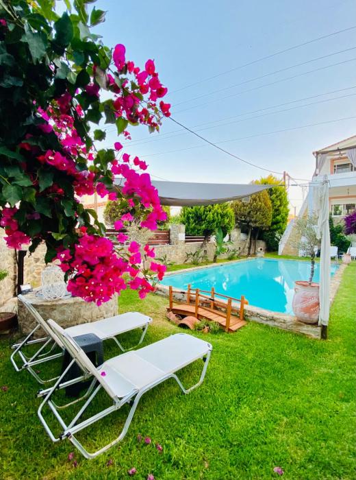 Michaellas Maissonete at Rafaella Resort