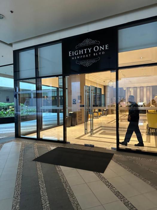 Condo with pool and gym free access