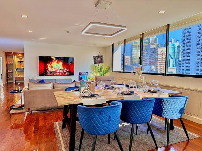 Luxury 3 bedrooms in the heart of the city