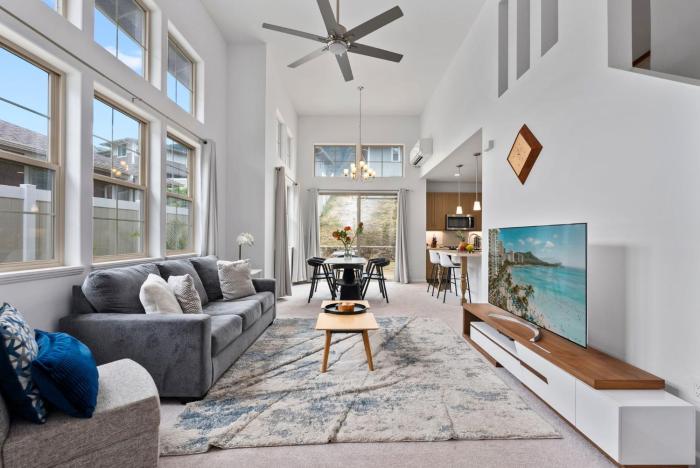 # Marbella Lane-Elegant 3BR Getaway with Superb Views