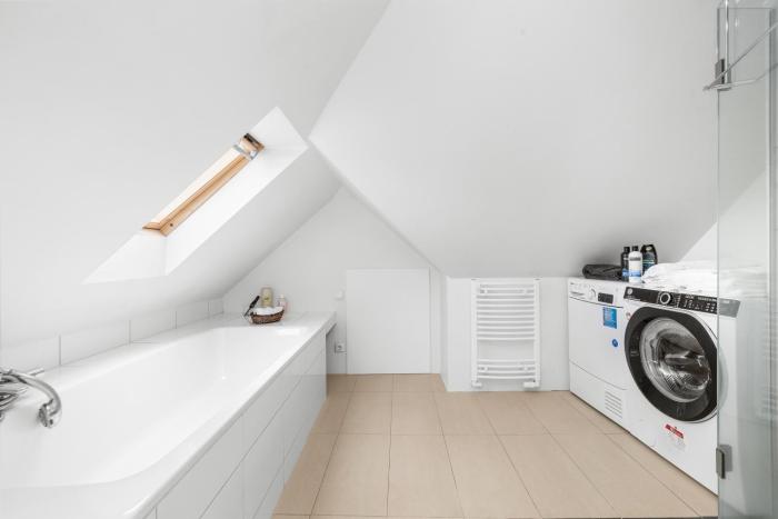 To be Remove Venture Vacations-Golden Circle Hot Tub Cabin