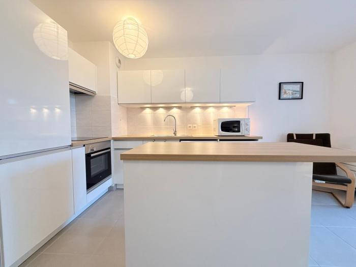 T3 LEden- piscine- clim- commerces