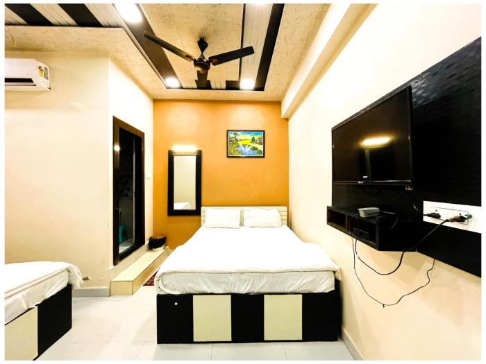 Hotel Pragati Heights