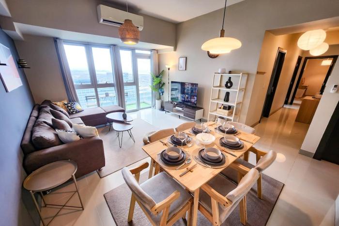 Travellers Haven 3br BGC, Bathtub, XBOX, 200mbps