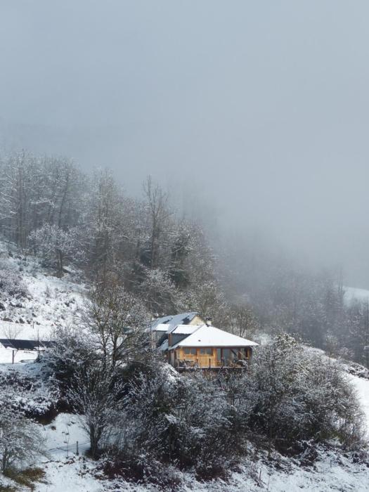 Eco-grange au milieu de notre ferme biologique ONaturel