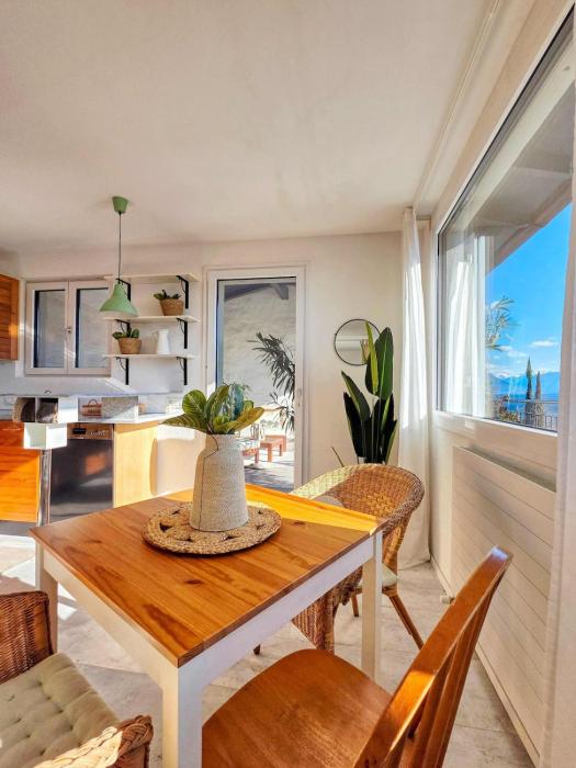 Lakeview Hideaway - Brissago