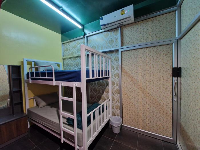 Bonanza Patong Beach II Red Room