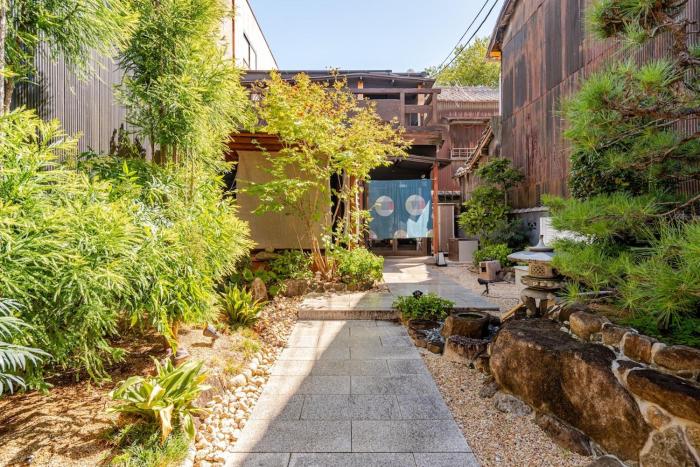 町屋　聖天坂　1F or ２F