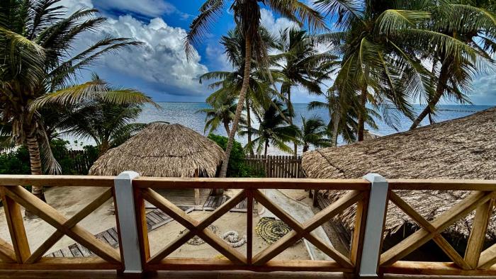 Casa Cangrejo Xcalak Lodge