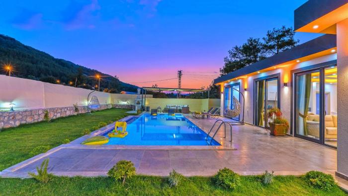 Luxury 2 bedroom Villa in Saribelen with Private Pool