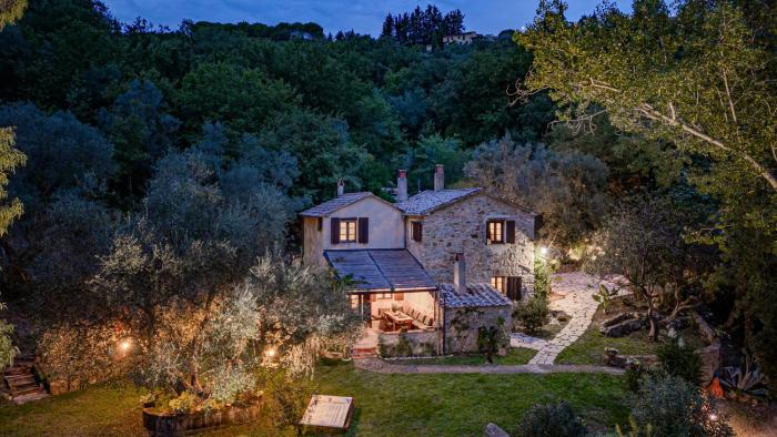 LA LEOPOLDINA 6, Emma Villas