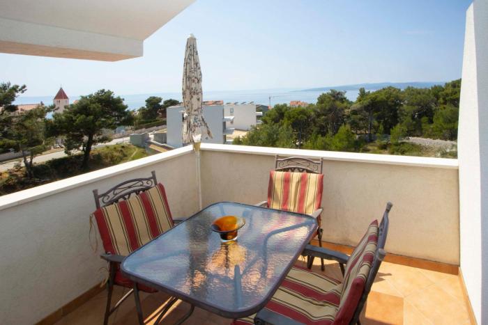 Apartments LOBORA