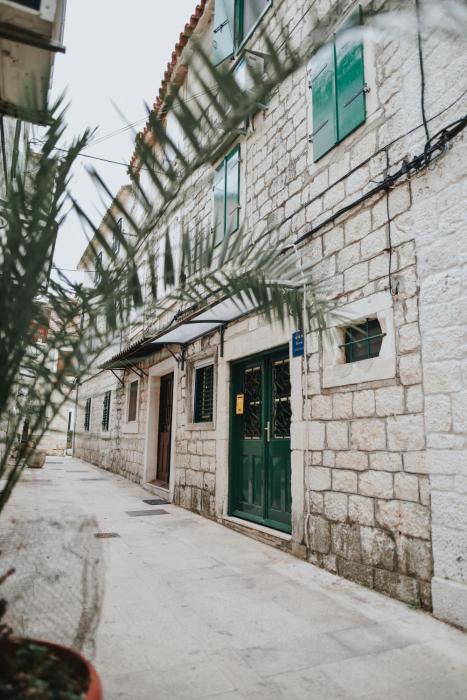 OLD TOWN APARTMENTS, in the city centre