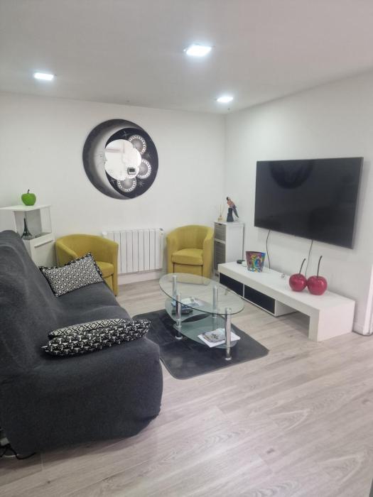 Belle maison 2 chambres avec extérieur et Parking couvert