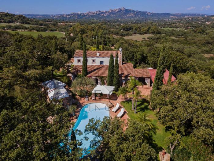 villa Tenute La jacia a San Pantaleo