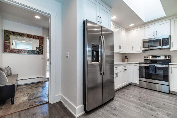 Cozy 3BD 2BA Mt Condo Overlooking Eagle River