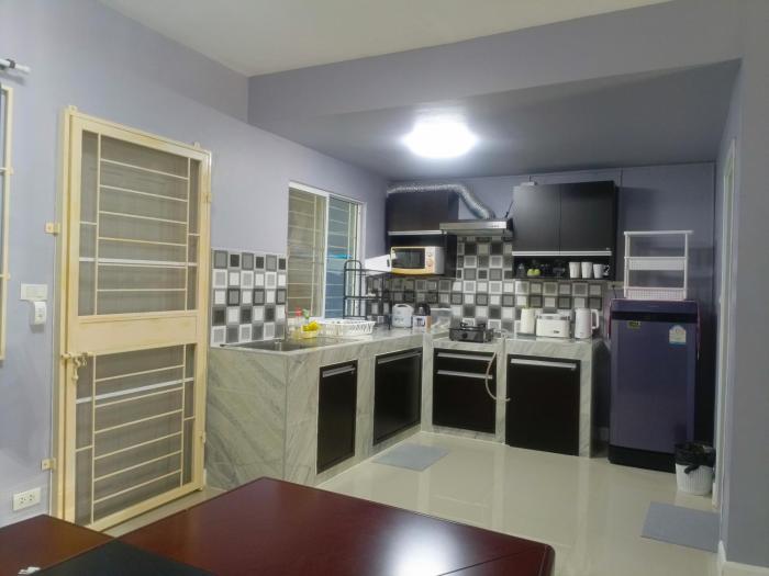 Private Room in a Shared Homestay