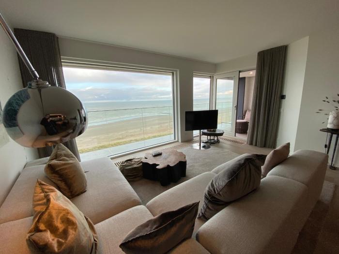 Apartment in Nieuwpoort with Ocean Views