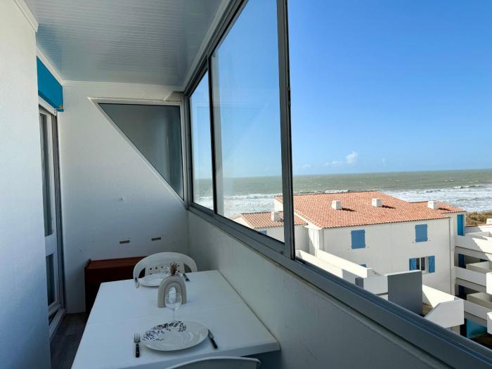 Studio avec Balcon et Parking à 2 Pas de la Plage - FR-1-652-56