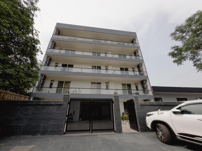 Liv Regalia - One Horizon Centre Golf Course Road